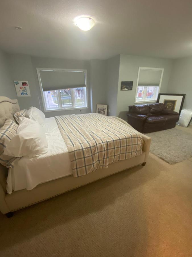 Peacefully Redifined Apartment Хамилтън Екстериор снимка